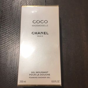 CHANEL Foaming Shower Gel